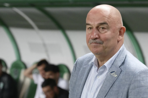 Черчесов недоволен решением судьи в эпизоде с травмой Богосаваца