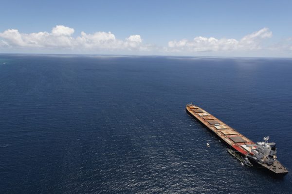 NOC: российский газовоз Arctic Metagaz отбуксируют в порт в Ливии