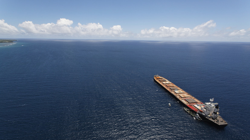 NOC: российский газовоз Arctic Metagaz отбуксируют в порт в Ливии