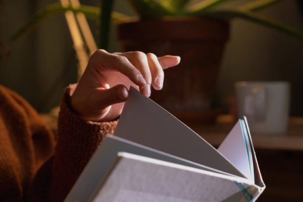 Психолог Ланг объяснил любовь зумеров к библиотекам