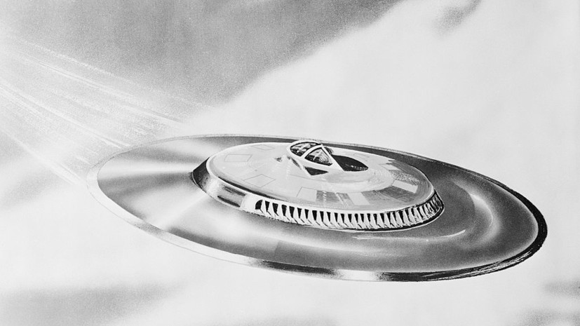 Мужчина оспаривает выговор за поиск чертежей НЛО и роликов об СВО на работе