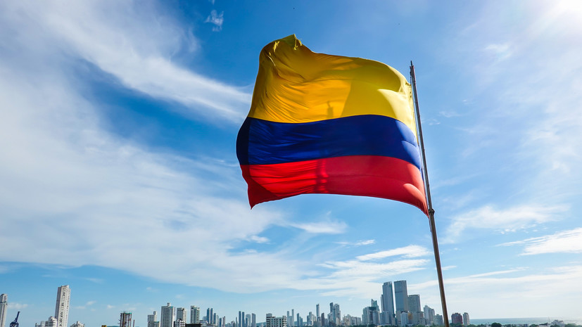 CNN: при крушении самолёта ВВС Колумбии погибли восемь человек, ещё 83 ранены