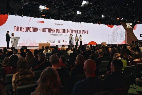 Астраханский коллектив выиграл в конкурсе с работой о Великой Отечественной войне