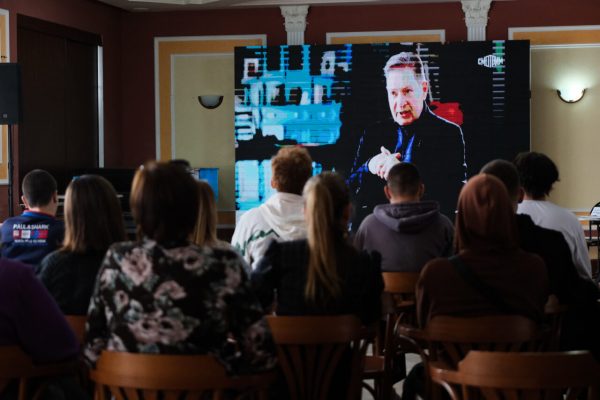 Молодежный парламент при Думе Астраханской области провел заседание в необычном формате | АРБУЗ