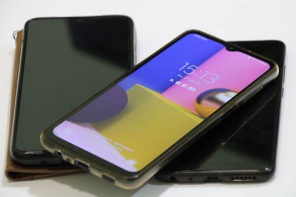 Ограничения в работе мобильной связи прокомментировал Дмитрий Песков