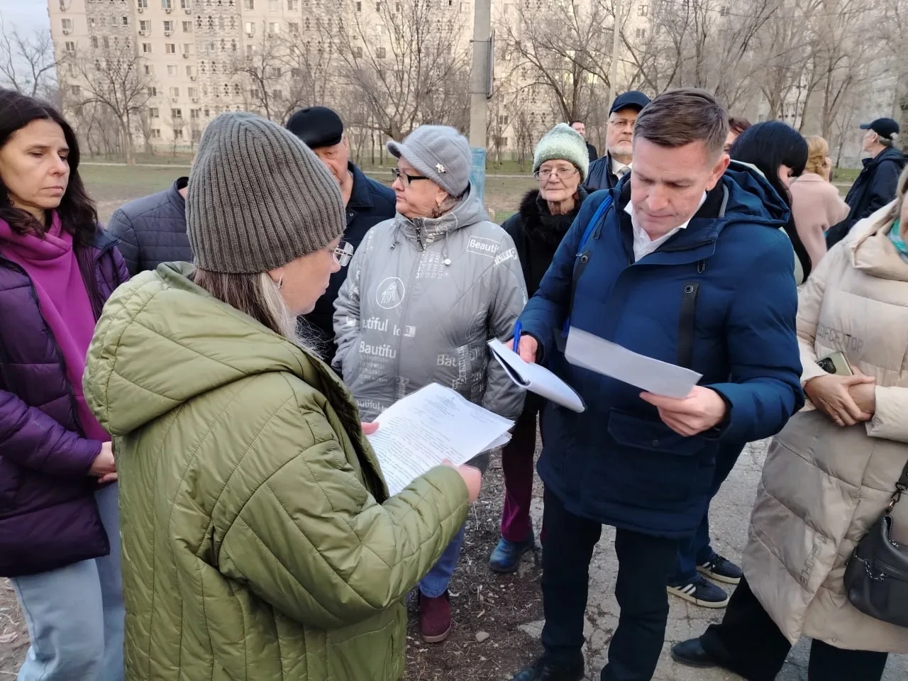 Астраханцы просят депутатов ЛДПР защитить парк Велосипедистов от застройки | АРБУЗ