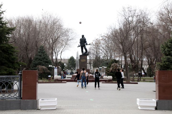 Противоречивая погода ждет астраханцев на новой неделе 