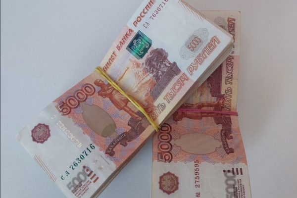 В Астраханской области будут судить директора фирмы, он оставил работников без зарплаты | АРБУЗ