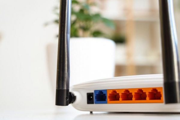 В Иране полностью отключили интернет на фоне бомбардировок Израиля и США