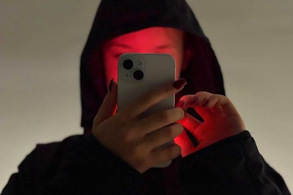 Умные колонки шпионят за вами: как распознать прослушку и обезопасить себя от хакеров