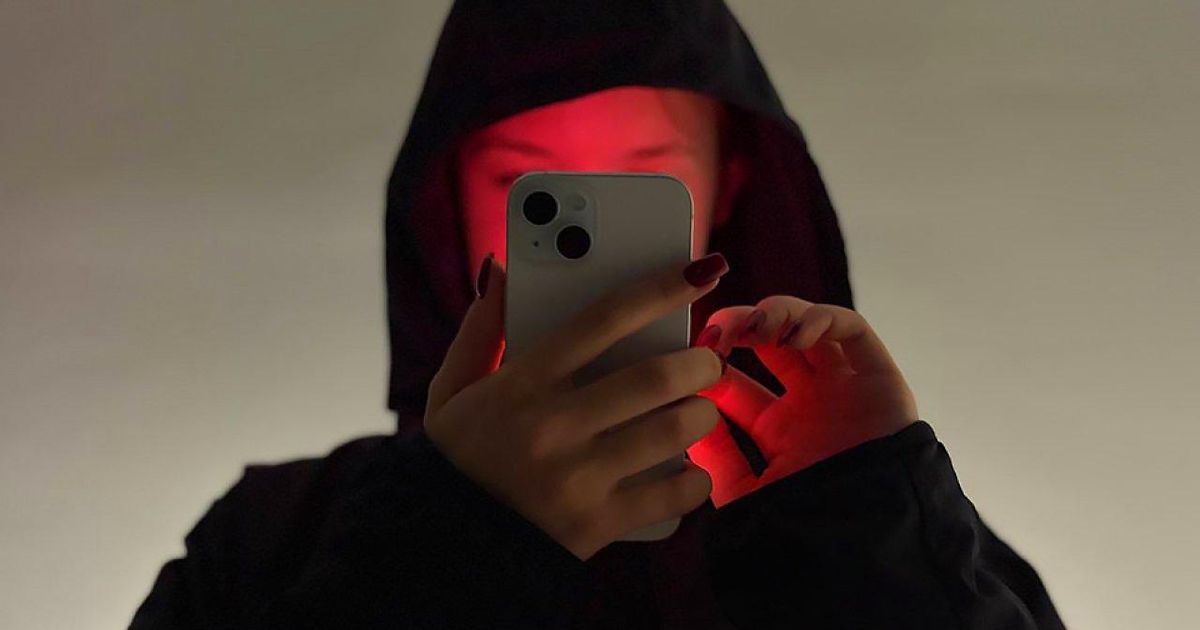 Опасный вирус Falcon крадет данные и удаляет антивирус: как защитить смартфон