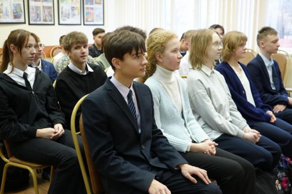 В подмосковных школах вместо звонков прозвучат произведения русских композиторов