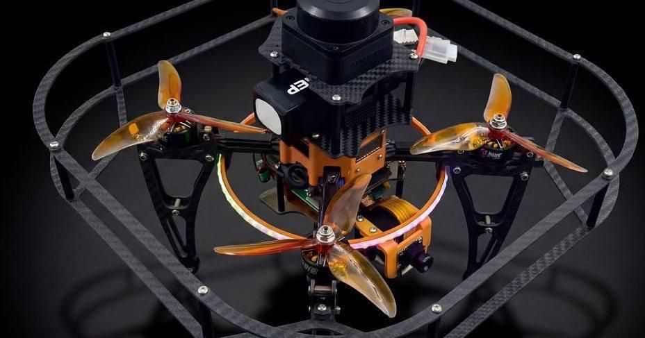 В Москве представили новые дроны для школ и ВУЗов