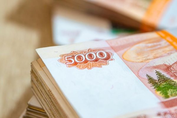 «Даже в космосе платят меньше». В Петербурге средние зарплаты в «Газпроме» достигли 623 тысяч рублей