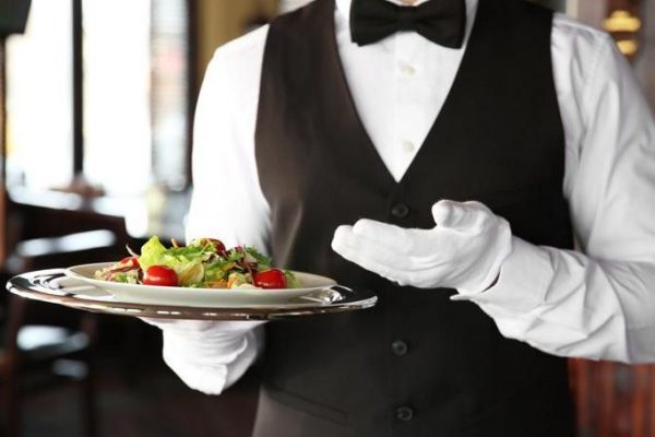 Минфин РФ предлагает освободить от НДС рестораны с 1 апреля по 31 декабря 2026 г