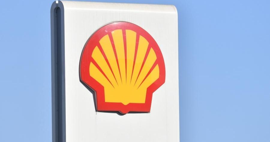 Shell и TotalEnergies объявили форс-мажор по поставкам СПГ из Катара