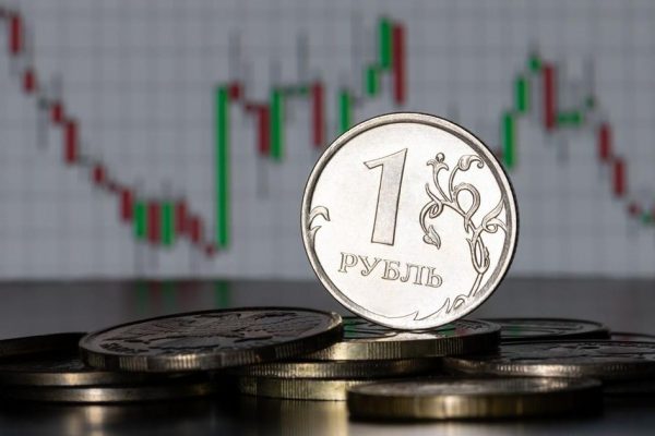 «Шанс есть, но придется затянуть пояса»: экономист рассказал, сможет ли Россия уйти от стагфляции