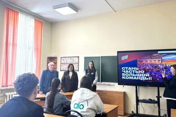 «Диалог на равных» и новые горизонты: как в Химках объединили творчество и молодежную политику