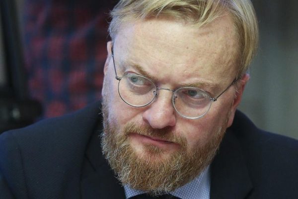 Депутат Милонов призвал провести психиатрическую экспертизу «детских свадеб»