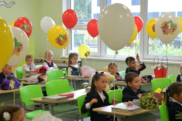 Приём в первые классы в Красноярске начнётся 1 апреля: что нужно знать родителям?