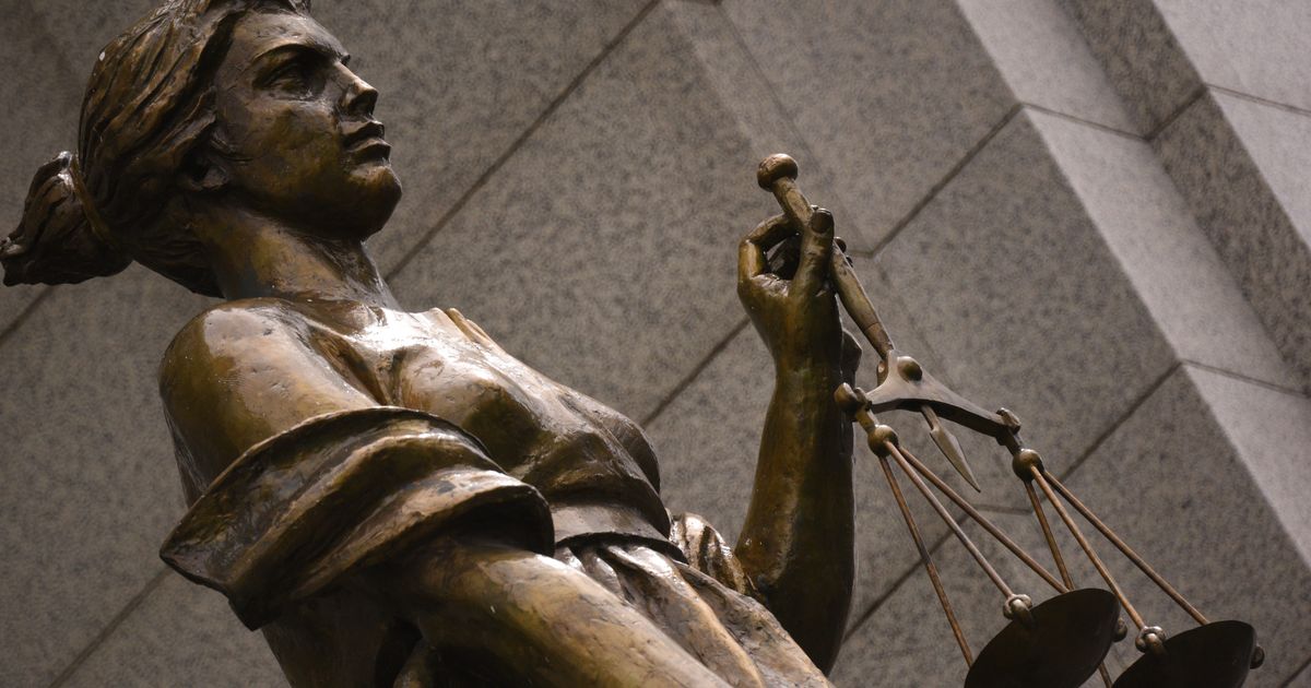 Новый срок для Лазаревой: гособвинение просит приговорить иноагента и экстремистку к семи годам колонии