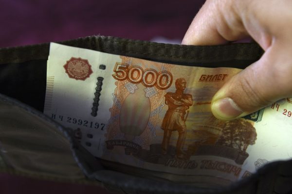 В Госдуме призвали увеличить выплаты родителям до уровня прожиточного минимума