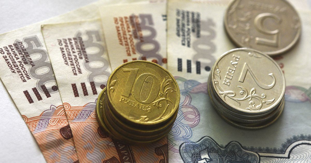 Индексация пенсий: новые суммы для работающих и неработающих