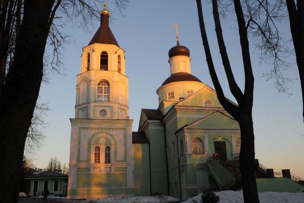 Макар, Михаил, Петр и другие: какие имена празднуют День ангела 12 марта по православному календарю