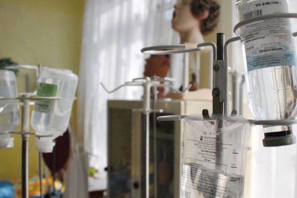 Ученый из Уфы обвинил США в краже технологии «Аллоплант»: американки вкалывают трупный жир вместо силикона