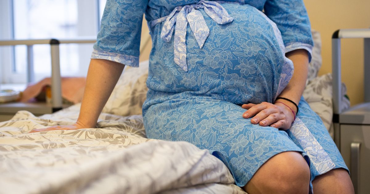 Родишь слишком поздно — у ребенка может быть синдром Дауна: врач назвала причины