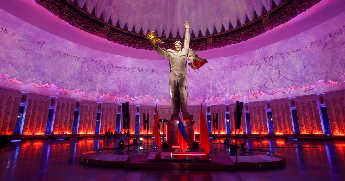 Имена героев СВО из Каширы, Подольска и Ступина внесены в интерактивную панель памяти главного Музея Победы