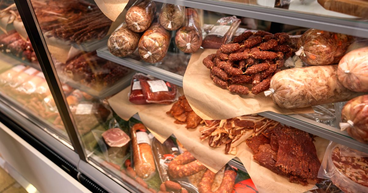 Колбаса и газировка против беременности: ученые нашли скрытую угрозу в любимых продуктах