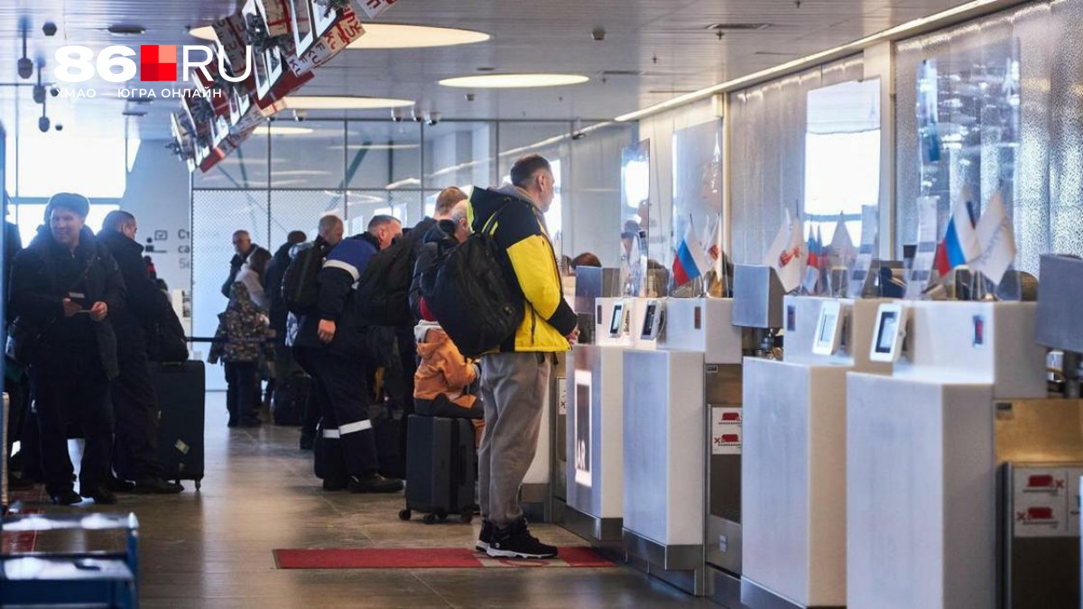 Российские авиакомпании разворачивают рейсы прямо в небе: туристы не могут вернуться из ОАЭ и улететь в отпуск