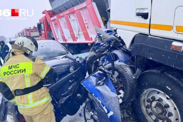 Спастись было нереально. В жутком ДТП на трассе Тюмень — Ханты-Мансийск погибли три человека — фото
