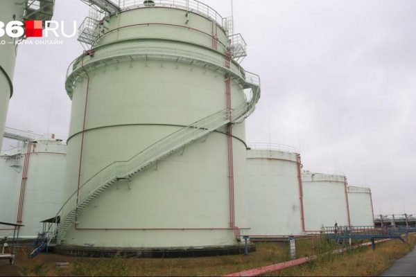 «Дорогая нефть — всегда плюс для бюджета». Как война на Ближнем Востоке поможет решить проблемы России