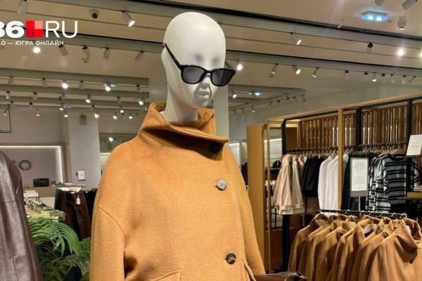 Куртка рабочего, пальто-кейп и «надутые» бомберы. Что массмаркет предлагает нам носить этой весной: обзор с ценами и фото