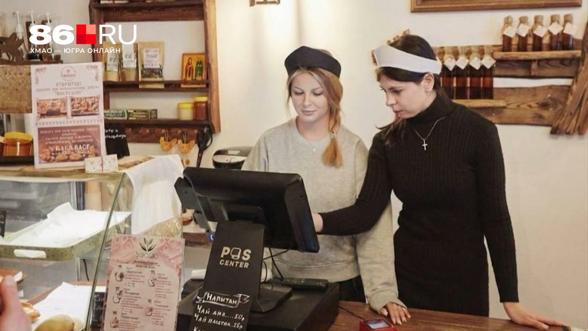 «Зайдут за кофе — зайдут и в храм». Как две студентки открыли при соборе пекарню — история