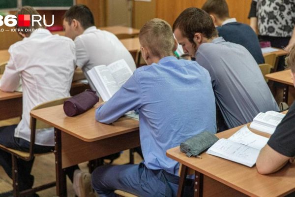 Правила поведения в школах хотят переделать: что изменится для учеников