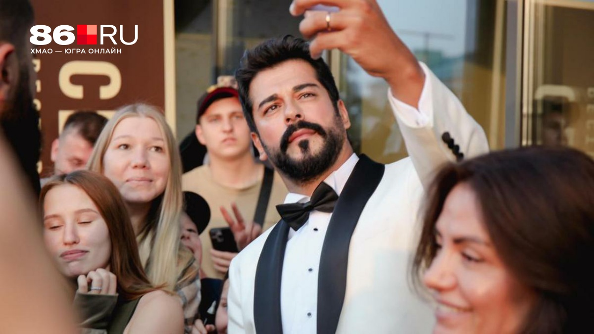 Не только Бали-бей: где снимался Бурак Озчивит после «Великолепного века» и почему он зачастил в Россию