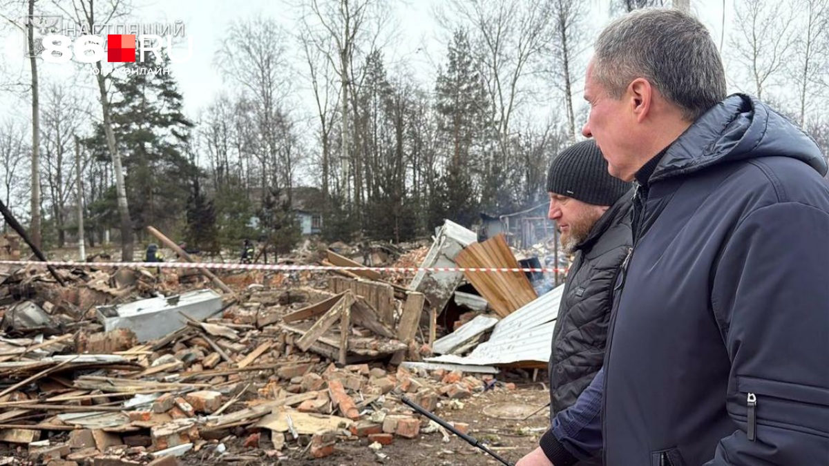 Беспилотник атаковал губернатора на встрече с местными жителями: подробности ЧП