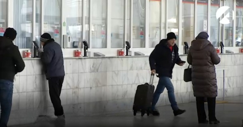 Астраханским подросткам предлагают официальную подработку на лето