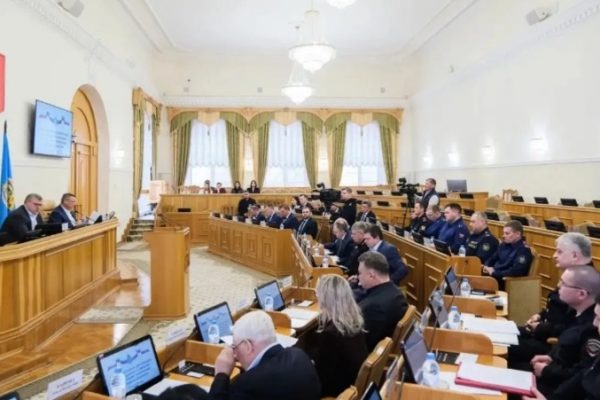 Власти региона обеспечат безопасность астраханцев в майские праздники