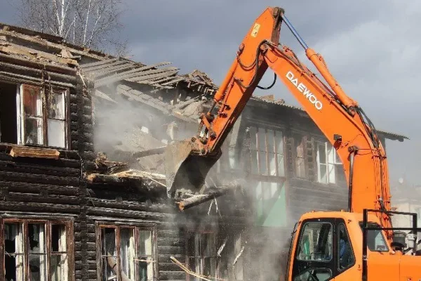 Красноярцы шестой год не могут выселиться из аварийного дома на Цимлянской — Бастрыкин потребовал доклад