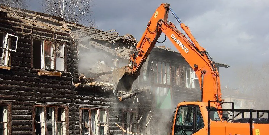 Красноярцы шестой год не могут выселиться из аварийного дома на Цимлянской — Бастрыкин потребовал доклад