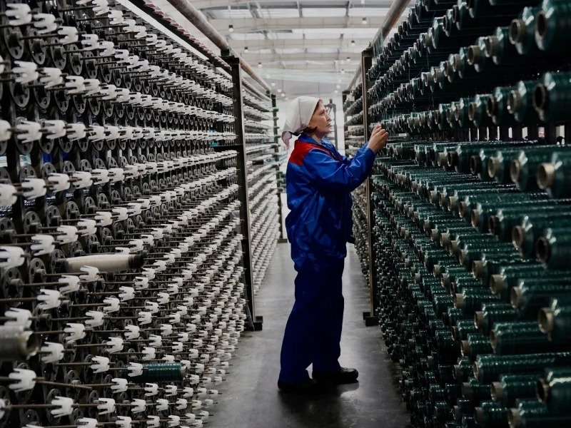 В Астраханской области начали выпускать сетки для защиты урожая