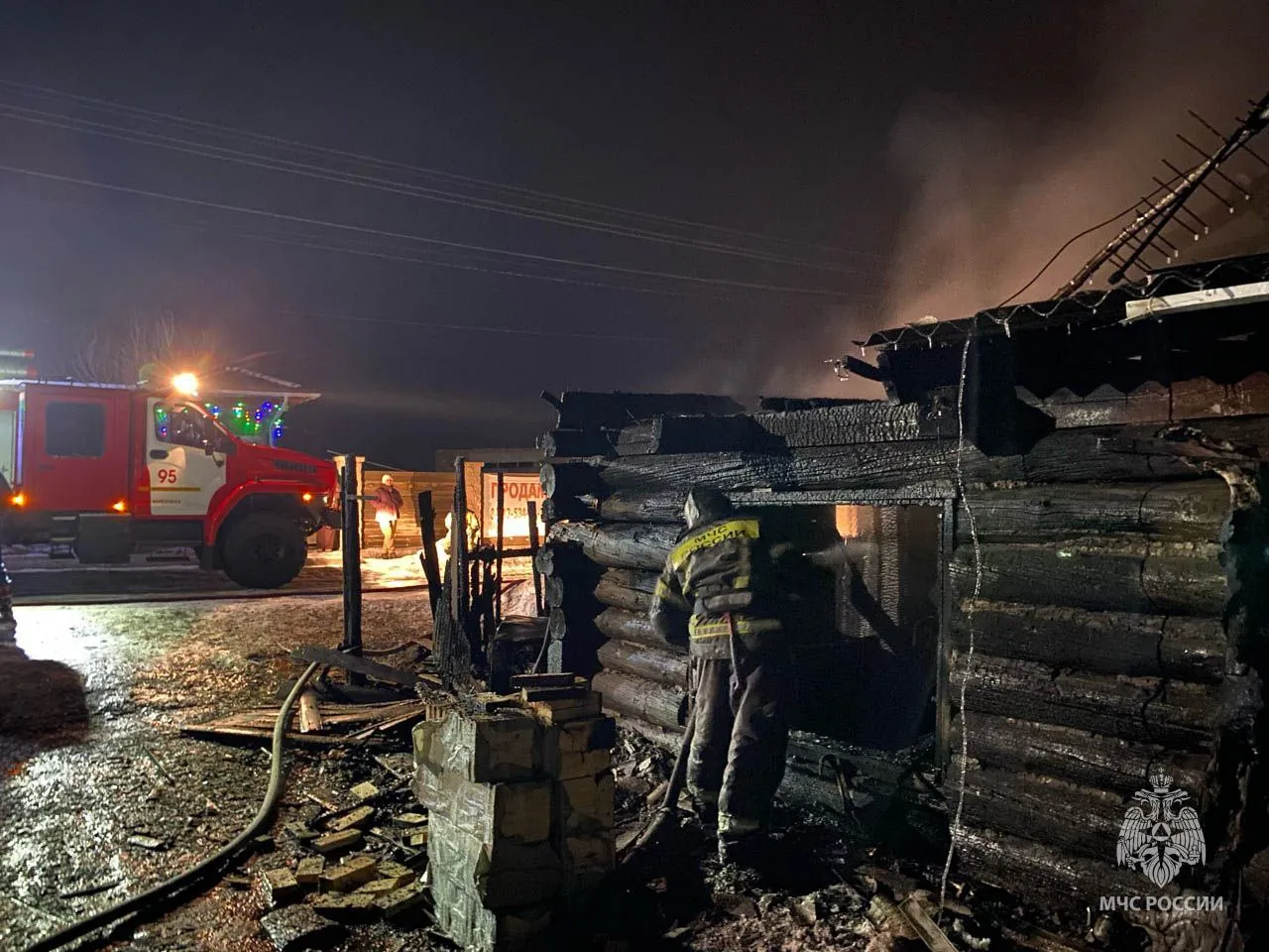 Две женщины погибли во время пожара под Красноярском