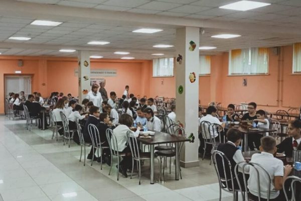 От школьной столовой до федерального закона: кто на самом деле должен отвечать за питание детей