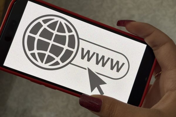 Россиян готовят к «Чебурнету»: свой интернет построят за три года и триллион рублей - PRO Астрахань