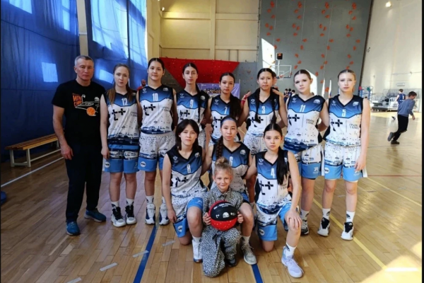 Астраханские спортсменки завоевали 2 место в финале чемпионата ЮФО по баскетболу