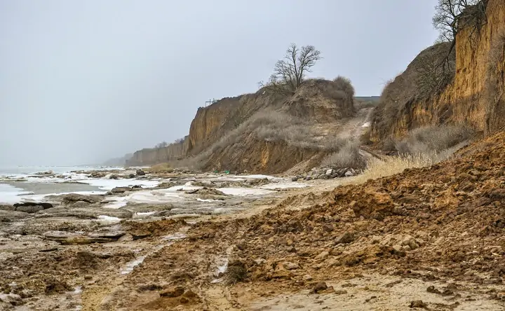 Побережье Таганрогского залива исчезает быстрыми темпами